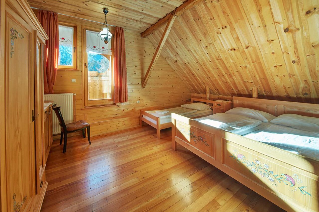 Rute Hotel And Apartments Kranjska Gora Exterior photo