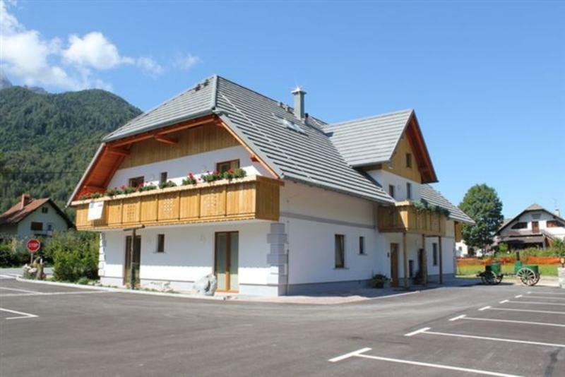 Rute Hotel And Apartments Kranjska Gora Exterior photo