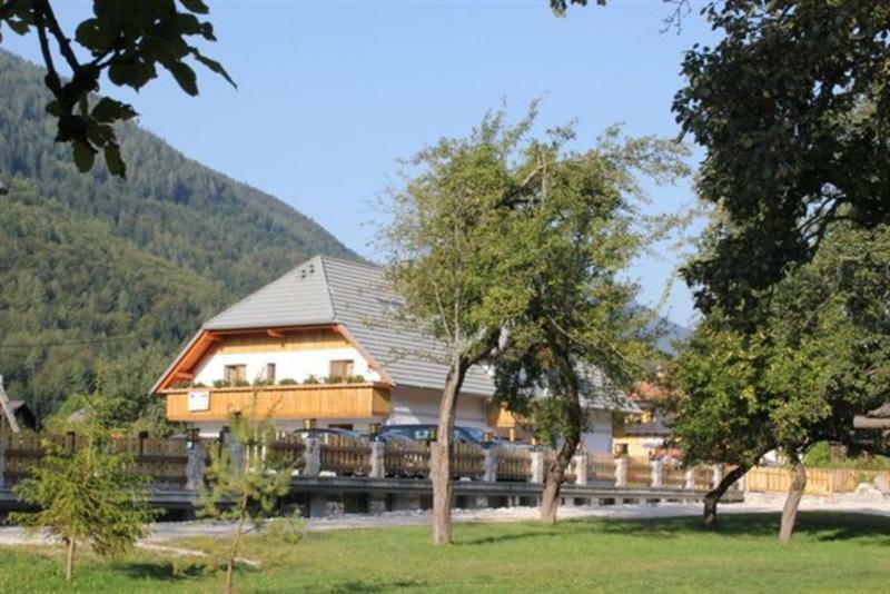 Rute Hotel And Apartments Kranjska Gora Exterior photo